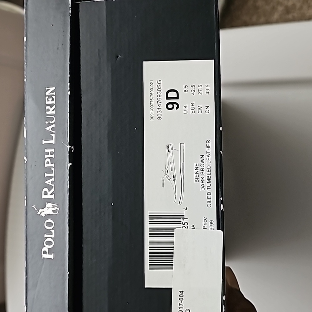 Shoe - Picture 4 of 4